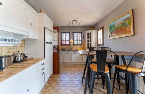 Vezenobres Villa | Homerez - Espaciosa villa en Vézénobres con piscina privada