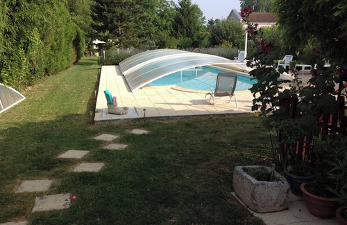 Saint-Jean-d'Angely Apartamento | Homerez - Estudio St-Jean-d'Angély