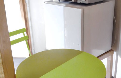 Taninges Apartamento | Homerez - Estudio Taninges, jardín