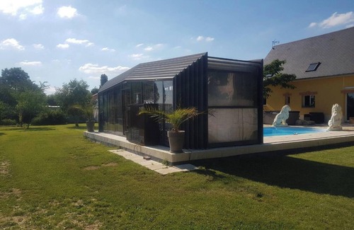 Saint-Clair-d'Arcey Villa | Homerez - Villa en Saint Clair-d'Arcey