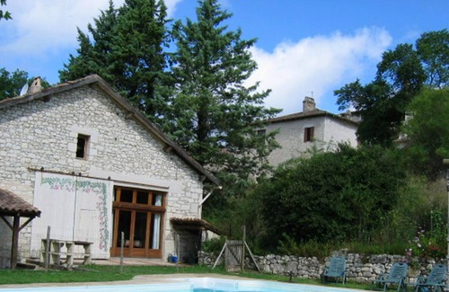 Flaugnac Villa | Homerez - Villa para 17 pers. con piscina y jardín en Saint Paul Flaugnac