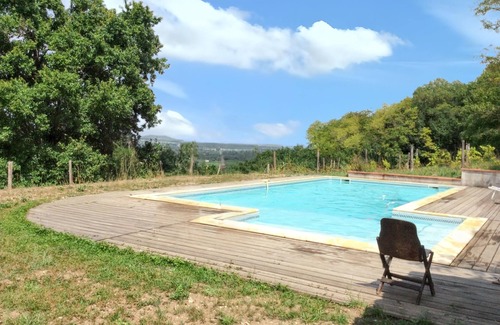 Villeneuve-sur-Lot Villa | Homerez - Villa en Villeneuve-sur-Lot