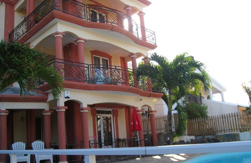 Grand-Baie Villa | Homerez - Villa a 500 m de la playa para 6 pers. con piscina en Grand Baie
