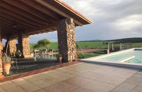 Fernán Caballero Villa | Homerez - Villa en Fernán Caballero