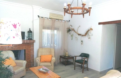 Guillena Villa | Homerez - Grande villa para 16 pers. con piscina, jardín y terraza en Guillena