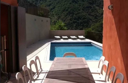 Saint-Ferreol-Trente-Pas Villa | Homerez - Villa en Chaudebonne