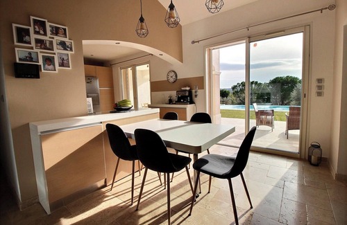 Lorgues Villa | Homerez - Villa en Lorgues, piscina y jacuzzi