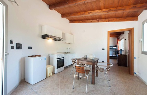 Nardo Chalet De Esquí | Homerez - Acogedor chalet en Nardò con terraza y bicicletas disponibles