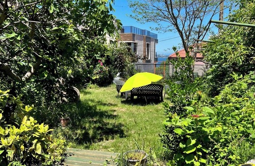 Galata Casa | Homerez - Casa acogedora en Varna con vista al mar