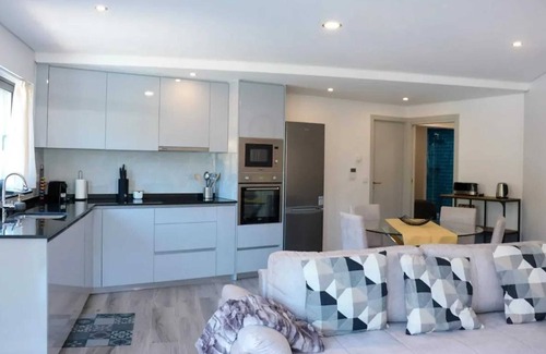 Arouca Casa | Homerez - Casa acogedora con piscina en Lomba