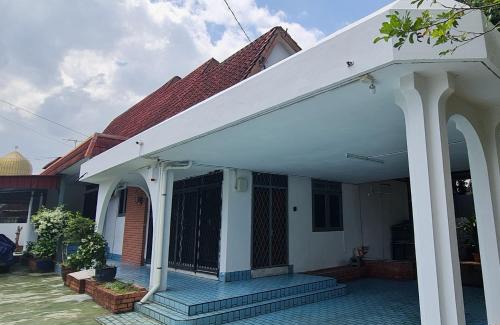 Taman Anggerik Casa | Homestay 22 Islamic