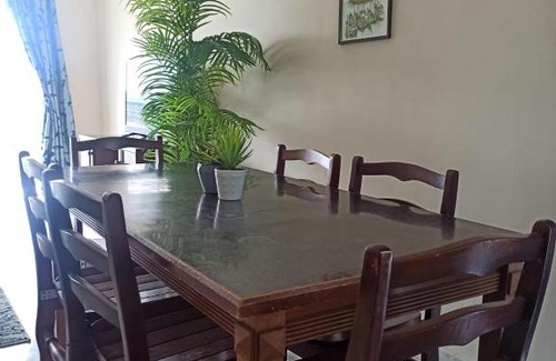 Baharu Apartamento | Homestay Alia at Marina View Villas