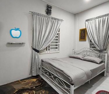 Keladong Casa | Homestay and roomstay Din 5555