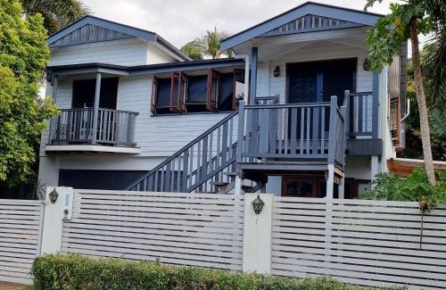 Parramatta Park Casa | Homestay at Julie's