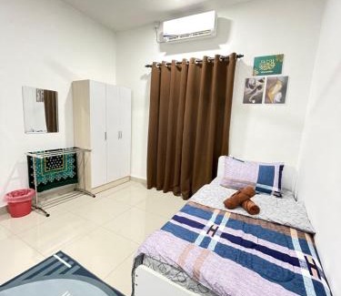 Pekan Casa | Homestay Azirah-musleem preferred
