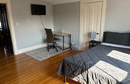 Meeting House Hill Casa | HomeStay B&B in Boston - 4 Locations in Dorchester