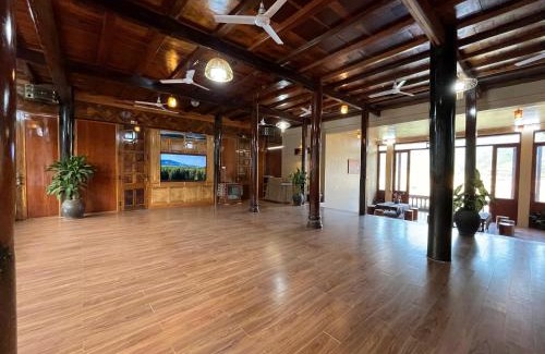 Huu Lung Casa | Homestay Cánh Đồng Vàng