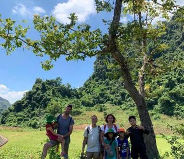 Huu Lung Casa | Homestay Cánh Đồng Vàng