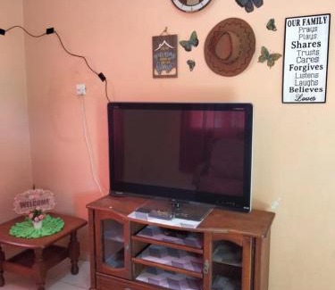 Tanjung Kling Casa | HOMESTAY CAHAYA PUTERI