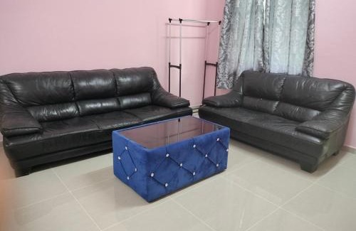 Janda Baik Chalet De Esquí | Homestay Chalet At Rumah Merah Jambu