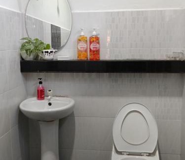 Kawasan Perindustrian Chendering Casa | Homestay Cik Esah