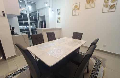 Kepala Batas Casa | Homestay Coway Bertam