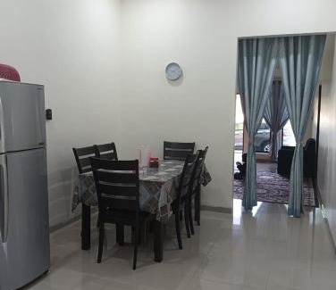 Sungai Pelek Casa | HOMESTAY DESA TERATAI