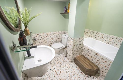 Trang Tien Apartamento | Homestay Hoan Kiem 2BR w/bathtub