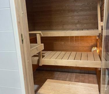 Espoo Casa | Homestay in a shared Spacious flat