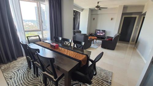 Titiwangsa Apartamento | Homestay Jalan Tun Razak walking distance IJN, HKL, MRT Station, KPJ, PERKESO, Bernama, Tabung Darah, Istana Budaya