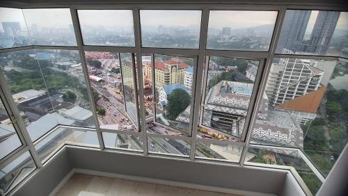 Titiwangsa Apartamento | Homestay Jalan Tun Razak walking distance IJN, HKL, MRT Station, KPJ, PERKESO, Bernama, Tabung Darah, Istana Budaya