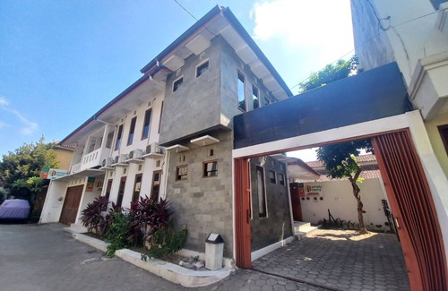 Yogyakarta Villa | Homestay Jogja Dekat Masjid Jogokaryan by Simply Homy