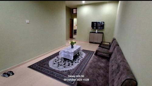 Kuala Berang Casa | Homestay Kuala Berang Bonda Full Aircond Wifi & Netflix