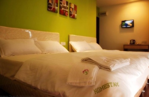 Kuching Hotel | HomeStay Kuching