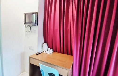 Kuching Hotel | HomeStay Kuching
