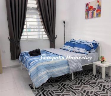 Karangan Apartamento | Homestay Kulim, Cempaka Homestay Desa Kayangan