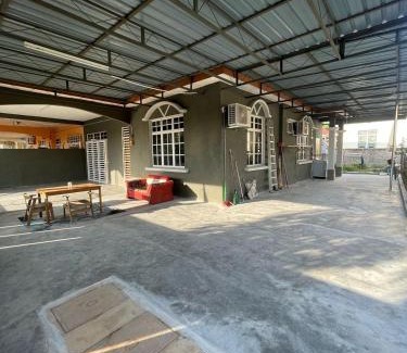 Kampung Tanah Kebun Casa | Homestay MamaTwinz, musslimstay, Parit Buntar