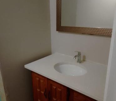 Kitchener Casa | HomeStay Near Kitchener Downtown 5 Min