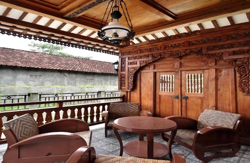 Bangunjiwo Casa | HOMESTAY OMAH BATA