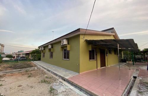 Kampung Jawa Tengah Casa | Homestay Selayang D Kepong