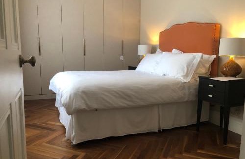Fulham Casa | Homestay SW6 Near Central London! A Plus Double Bed and Private Bath