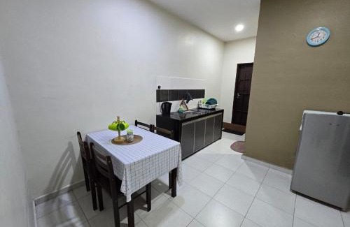 Central Seberang Perai Chalet De Esquí | Homestay Tok Ani by Ardzman Hospitality