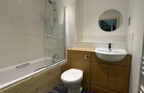 Darlington Casa | Homestay with free wi-fi, parking and more
