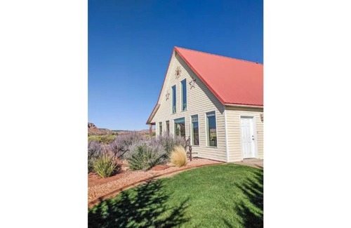 Fredonia Casa | Homestead Hideaway- Spacious Home Central to Zion, Grand Canyon, Bryce & More!