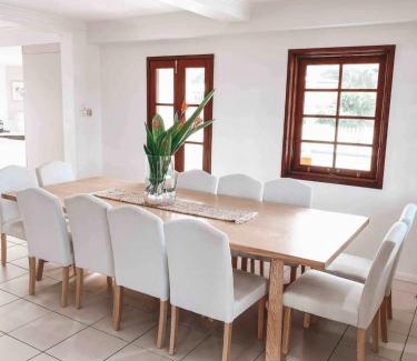 The Range Casa | Homestead on the Range - Sleeps 12