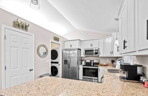 O'Fallon Casa | Homestead Retreat: O'Fallon Getaway