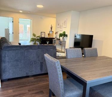 Sandpoint Apartamento | Homestead Village - Two Bedroom Condo Ground Floor
