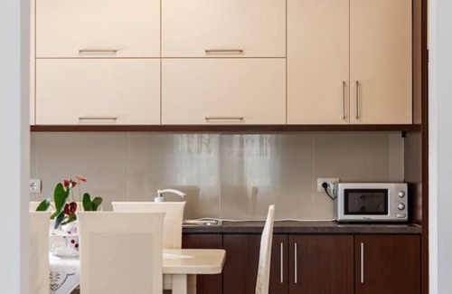 Lazarat Apartamento | Hometown Apartment by PikHost