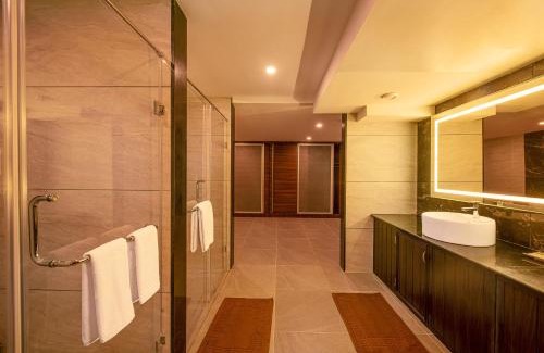 Manipala Hotel | Hometown Galleria Manipal