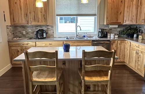 Orchard Homes Apartamento | Hometown Place - Solar Powered Newer Home
